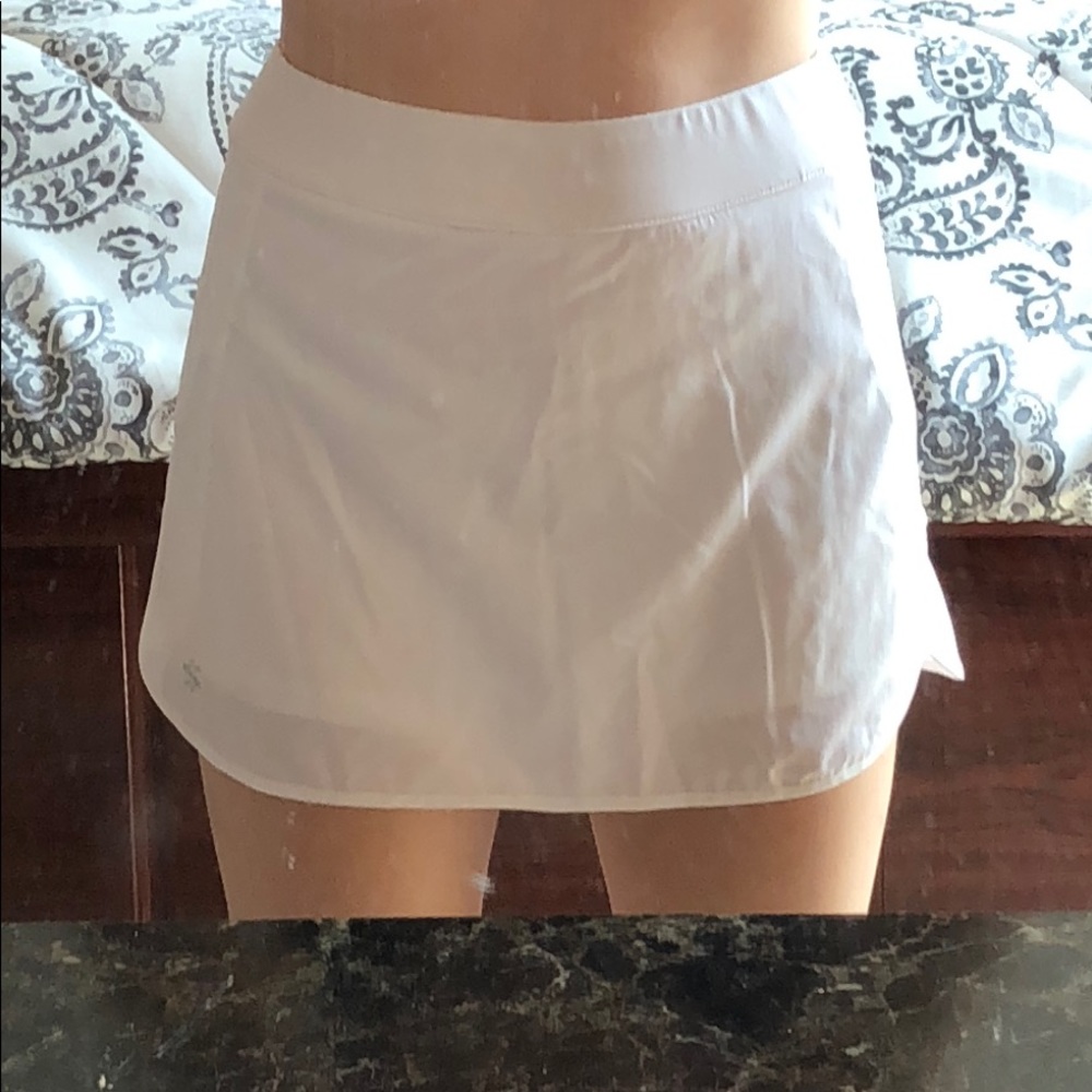 Izod golf skirt